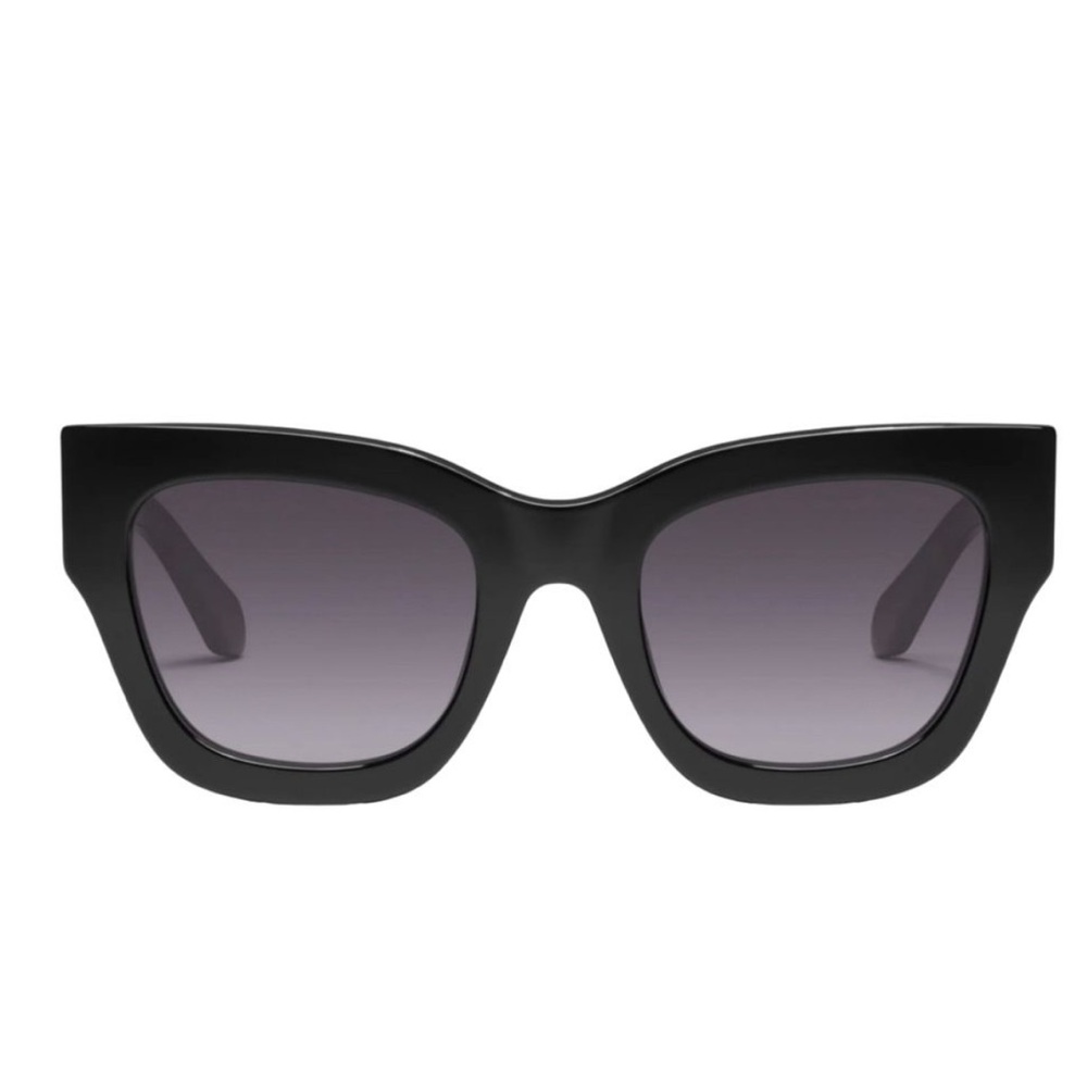 New Quay By The Way Black Frame Smoke Lens Sunglasses With Case - Picture 2 of 11